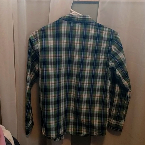 Button down - Picture 3 of 3